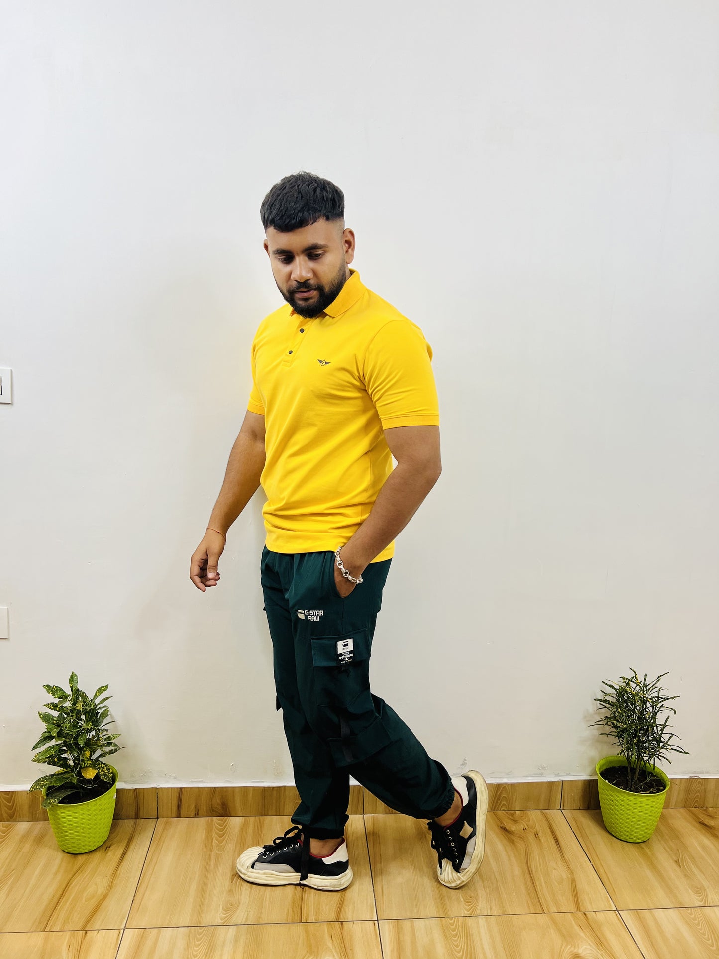 Yellow Collar T-shirt (2001B) - CIVIES