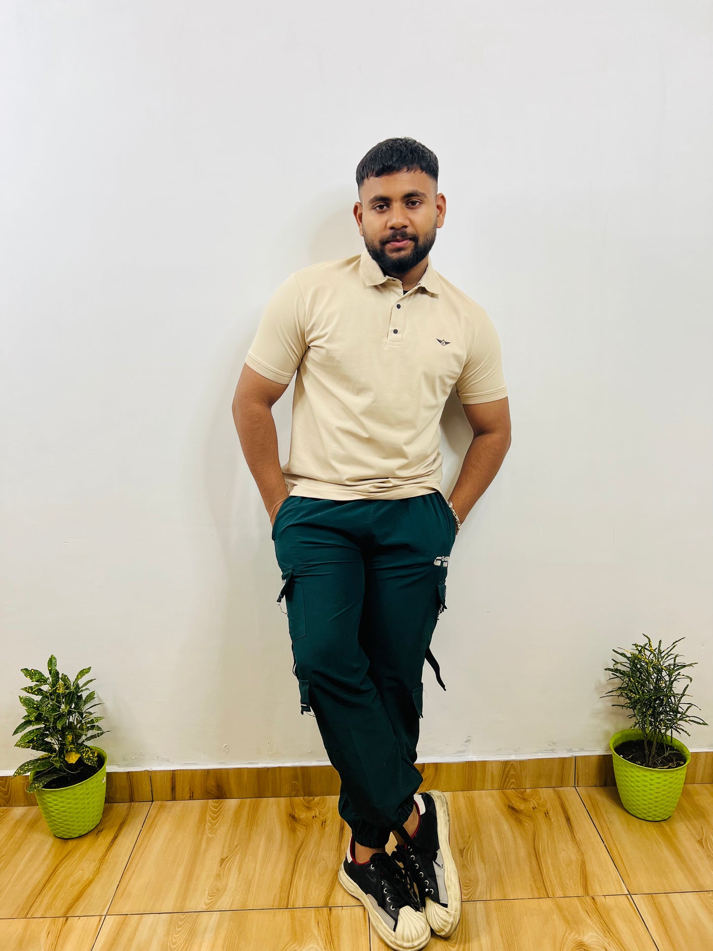 Cream Khakhi Collar T-shirt (2001G)